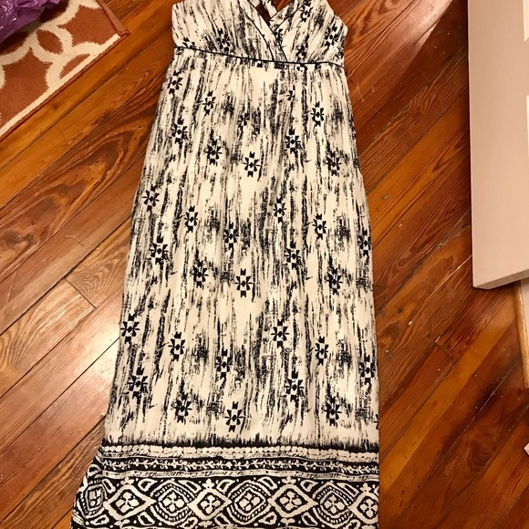 Ann Taylor Dresses & Skirts - NWOT Linen Maxi Dress